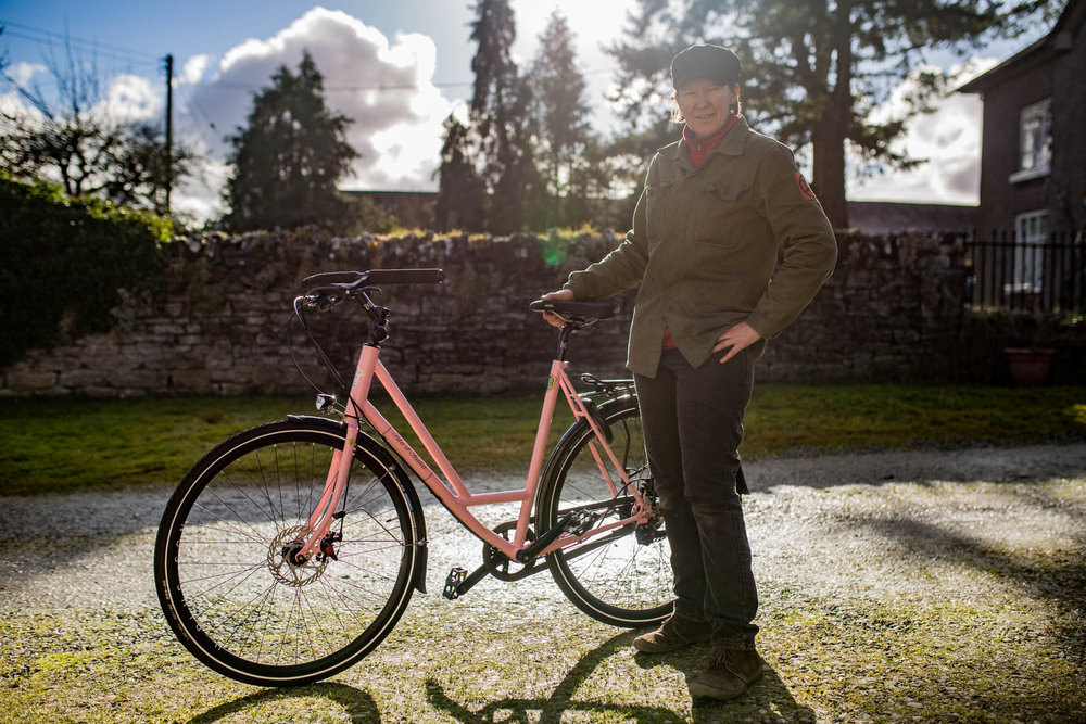 Easy to get on and off, the 'Tito d'Italia' as my Italian born customer has named his bike (in Giro d'Italia pink) features the  Jones  bar for varied hand positions, 8 nice 'n' low gears, a luggage rack and front hub dynamo lighting system.
