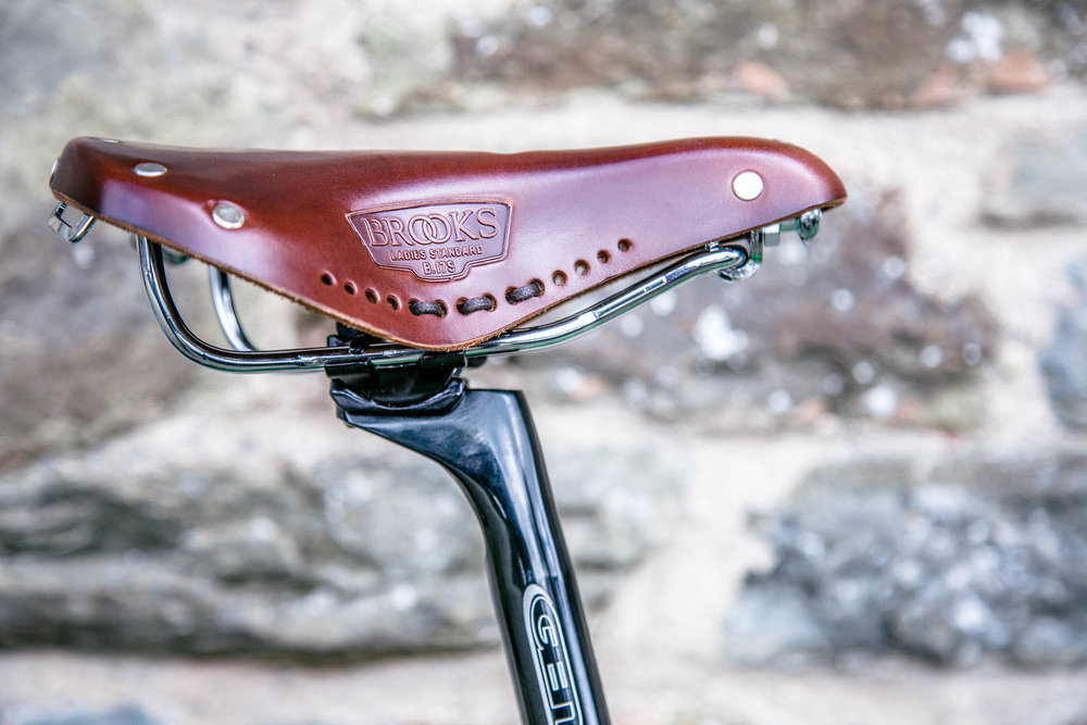 Al853justsaddle.jpg